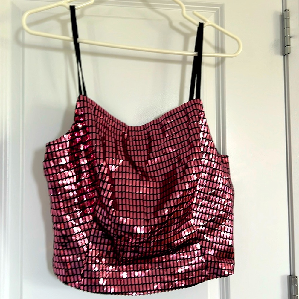 Pink top - Picture 2 of 6